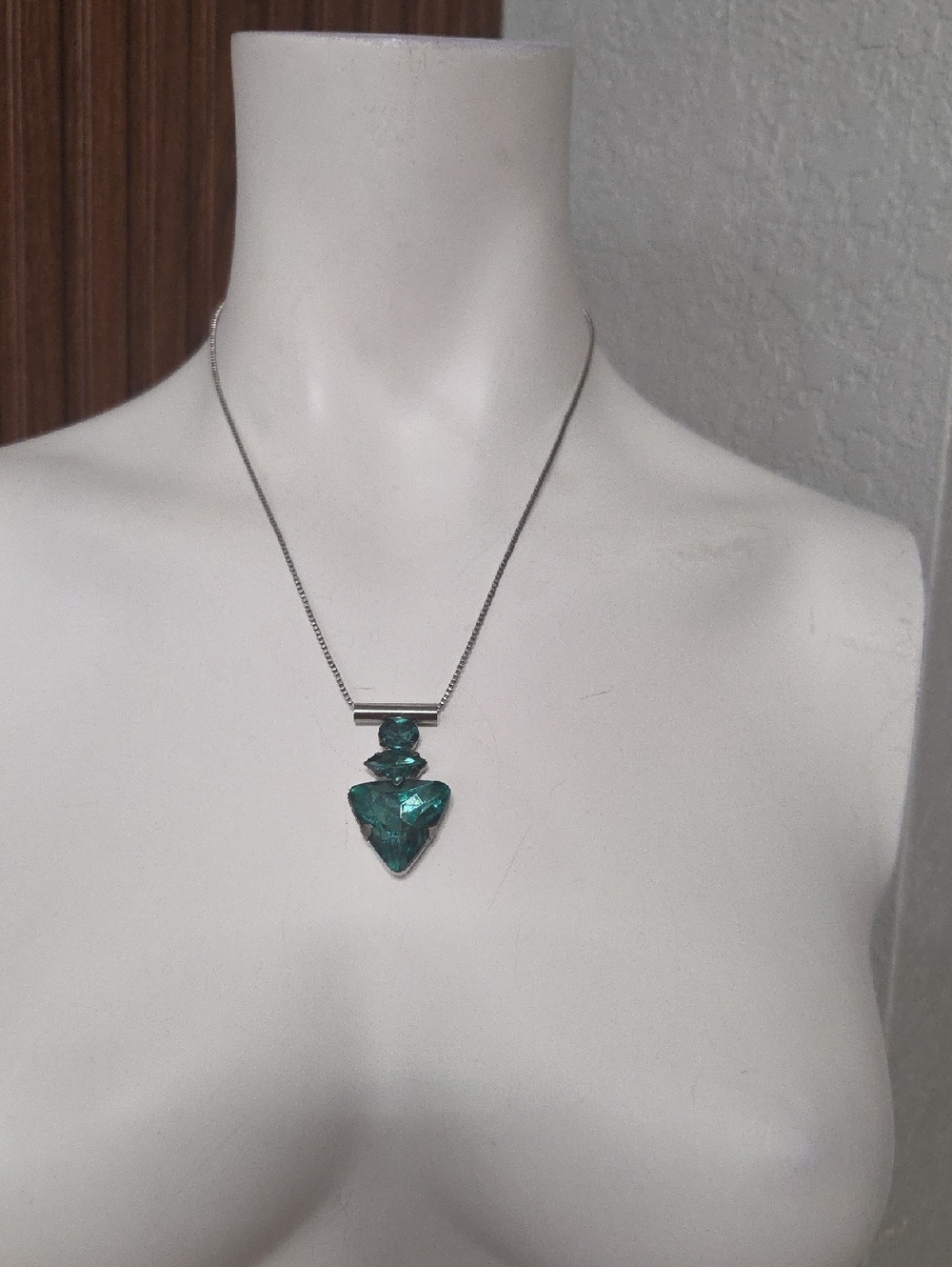 Emerald Green Crystal Pendant Necklace - Women Jewelry
